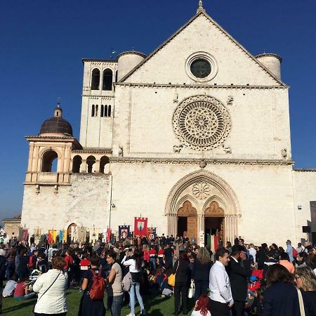 La Stella Di Eva Lägenhet Assisi Exteriör bild